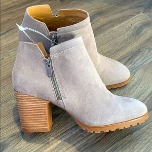 NWOT Lucky Brand Booties.